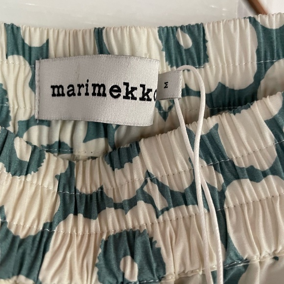 Floral Patterned Wide-Leg Culottes Pants - Picture 3 of 7